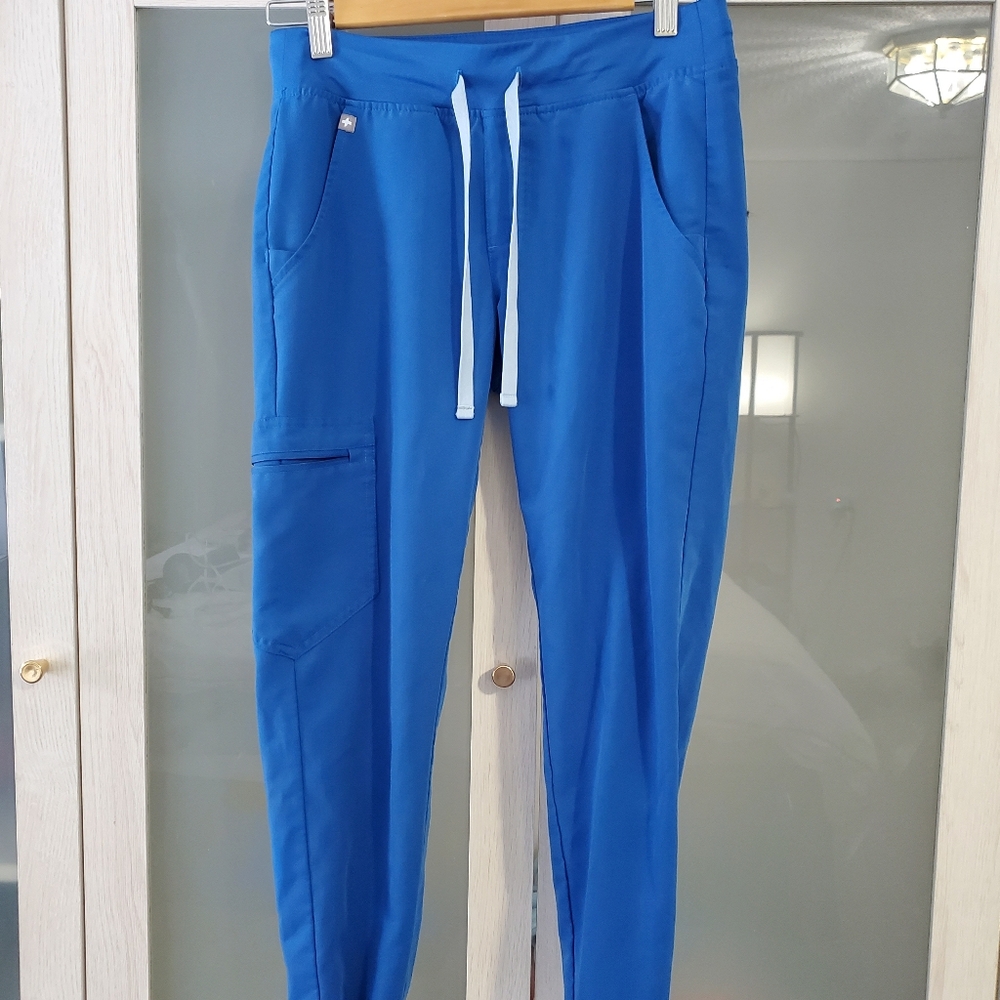 FIGS Zamora™ Jogger Scrub Pants. XS-Petite. Royal blue. EUC.